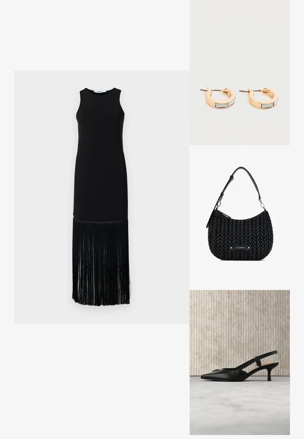 Zwarte mouwloze jurk met een aansluitend bovenlijfje en een lange franjerand, gemaakt van gladde stof met een textuurdetail van franjes aan de onderkant.; Zwarte slingback kittenheel met puntige neus en metalen logodetail, zwevend bij een reflecterend oppervlak en een metalen rek met papieren.; Zwarte leren handtas met een gevlochten textuur, gebogen vorm en een afneembare schouderband. Heeft een zilveren logoplaat aan de voorkant.; Gouden oorringen met rechthoekige witte inzetten, naast elkaar weergegeven op een eenvoudige lichte achtergrond.