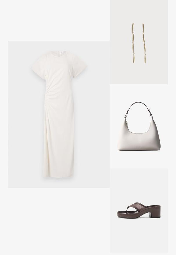 Robe blanche à manches courtes, décolleté rond et détails de ruching sur les côtés ; tissu lisse avec une silhouette longue jusqu'au sol.; Sandale marron à talon avec lanière en mesh et design en tige, dotée d'un talon bloc et d'une semelle cousue, présentée de profil sur fond blanc.; Sac à bandoulière en cuir couleur crème de Calvin Klein avec bord supérieur incurvé, fermeture éclair argentée et sangle ajustable brun foncé.; Longues boucles d'oreilles en or composées de quatre barres incurvées allongées reliées entre elles sur fond blanc.