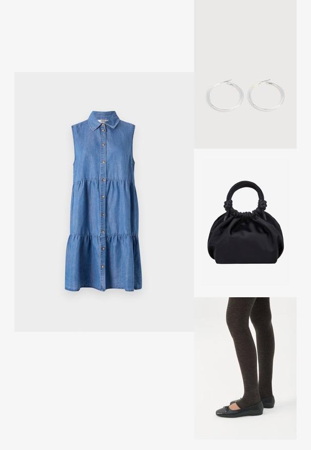 Denim ärmelloses Kleid mit durchgehender Knopfleiste, gestuftem Rüschensaum, spitzen Kragen und in einem hellblauen Farbton.; Beine in dunklen, gerippten Leggings kombiniert mit schwarzen Ballerinas mit kleinen Schleifendetails auf weißem Hintergrund.; Schwarze weiche Stoffhandtasche mit gerafftem oberen Rand und runden, gepolsterten Griffen, die auf jeder Seite mit Knoten gebunden sind.; Paar glänzende silberne Creolen mit dünnen Drahtverschlüssen, dargestellt vor einem hellgrauen Hintergrund.