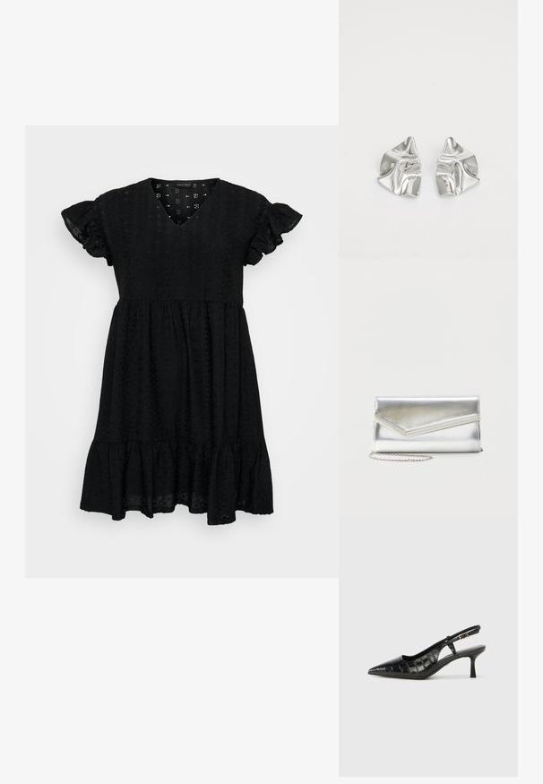 Robe noire à mi-mollet avec décolleté en V, en tissu en dentelle à œillets, manches courtes à volants et ourlet à volants.; Escarpins noirs à bride arrière avec un bout pointu et un motif texturé en cuir crocodile embossé. Comprend une fine bride de cheville et un petit talon.; Pochette argentée brillante avec rabat style enveloppe et garniture décorative, petite bandoulière chaîne argentée, sur fond clair uni.; Boucles d'oreilles en métal argenté avec un design ondulé et sculptural, présentant une finition polie et des formes irrégulières, mettant en valeur une esthétique contemporaine.