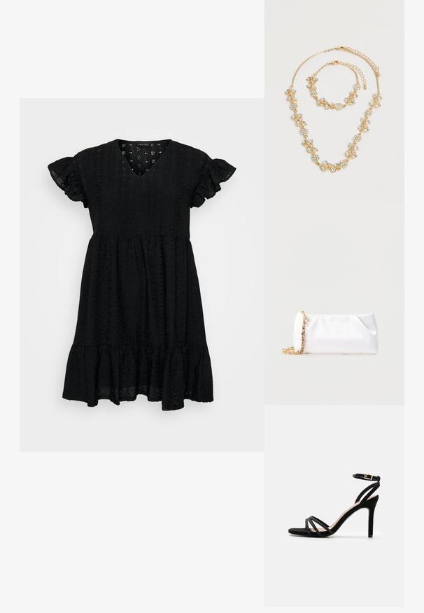Robe noire à mi-mollet avec décolleté en V, en tissu en dentelle à œillets, manches courtes à volants et ourlet à volants.; Anna Field by Zalando Sandales - black; Pochette souple blanche avec bandoulière chaîne dorée ornée de pierres précieuses transparentes, sur fond gris clair uni.; Ensemble collier et bracelet ton or avec motifs floraux et feuilles en cristal clair, tous deux avec fermoirs chaîne réglables sur fond blanc.