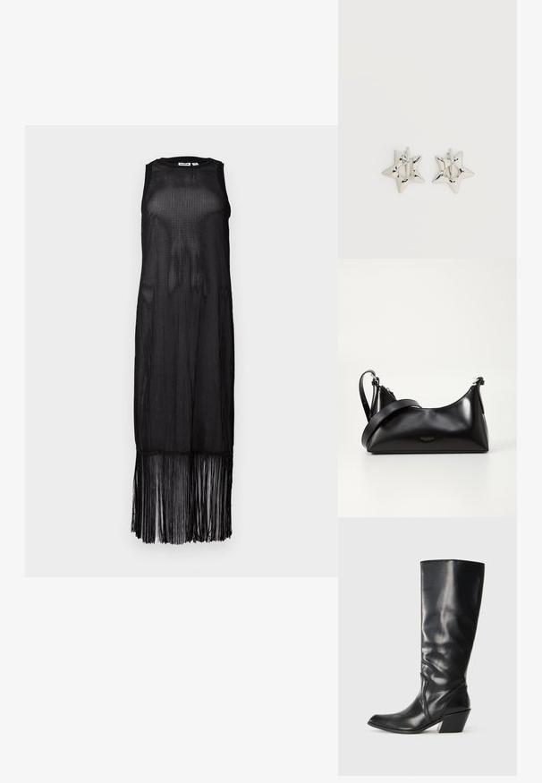 Schwarzes ärmelloses Kleid aus transparenter Mesh-Optik, mit geradem Schnitt und einem fransigen Saum, der dem Design Bewegung verleiht.; Schwarze Leder-Stiefel bis zum Knie mit spitzem Zeh, angularer Ferse und glatter Textur. Verfügt über einen dezenten gesteppten Akzent an der Seite.; Schwarze lederne Handtasche mit glatter Textur. Verfügt über einen verstellbaren Riemen und ein elegantes, minimalistisches Design mit einem Reißverschluss.; Silberne, sternförmige Creolen mit einer glatten, polierten Oberfläche auf weißem, schlichtem Hintergrund.