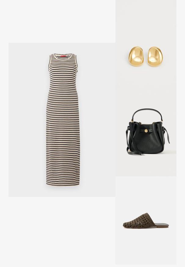 Stribet maxi kjole med tætsiddende design, uden ærmer og rund halsudskæring. Farverne inkluderer sort og beige i vandrette striber.; Brun vævet slip-on mule med flad sål og lukket rundet tå på hvid baggrund.; Sort tekstureret læderhåndtaske med et kort håndtag, lang skulderrem og guldtonet rund logo-lås på fronten.; Guldfarvede stud øreringe med en glat, rund form og en reflekterende overflade, der fremhæver et minimalistisk design uden synlige mønstre.