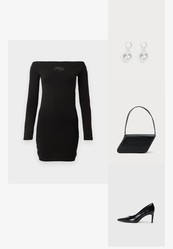 Zwarte off-the-shoulder jurkje met lange mouwen, aansluitend ontwerp, gemaakt van zachte stof, met versierde tekst op de borst.; Zwarte leren hoge hak met een spitse neus, een gladde textuur en een tapse hak. Minimalistisch ontwerp, geen extra versieringen.; Zwarte leren schoudertas met een driehoekige vorm, geperst logo en een enkele verstelbare riem. Minimalistisch ontwerp met een gladde textuur.; Zilveren druppeloorbellen met gladde, ronde, reflecterende oppervlakken die hangen aan klapring-sluitingen. Achtergrond is puur wit.