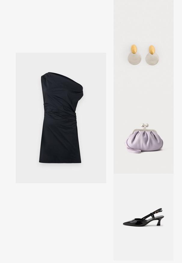 Zwarte een-schouder jurk met geplooide textuur en lengte tot de knie. Gemaakt van zachte stof, met een gladde afwerking en een minimalistisch ontwerp.; Zwarte lakleren slingback kitten heel schoen met spitse neus en verstelbare gouden gespsluiting op een witte achtergrond.; Zachte lavendelkleurige clutch met geplooide stof, zilveren kiss-lock sluiting en bijpassend polsbandje op een effen lichte achtergrond.; Gouden en zilveren metalen oorbellen met een ronde schijfbasis en een ovale bovenstuk, gladde textuur en gepolijste afwerking.