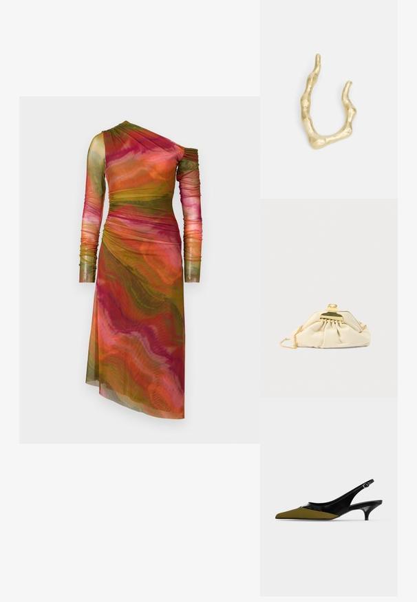 AMUR DRENA DRESS - Etuikjole - lucid glaze; Spids tå slingback kitten heel sko i sort lak og olivengrøn læder med lille spænde og lav hæl.; Kremfarvet clutchtaske lavet af blødt materiale, med guldlås og kæderem, og med et smock-design på taskens overflade.; Guldfarvet ring med et uregelmæssigt, bølget design. Har en tekstureret overflade og varierende tykkelser, der minder om organiske former.