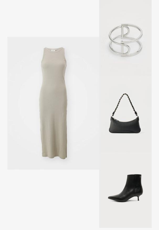 Beige ribstrikket midi-kjole med rund halsudskæring og ærmeløs design, der har en tætsiddende silhuet og en glat tekstur.; Sort læder ankelstøvle med spids tå og lav kitten hæl på lys baggrund, der viser yderside.; Sort skuldertaske i læder med en buet rektangulær form, gyldent kæde vævet ind i en flettet sort rem og toplynlås.; Sølv metal armbånd med en dobbeltloopdesign, der har en glat, blank overflade og en minimalistisk geometrisk accent.