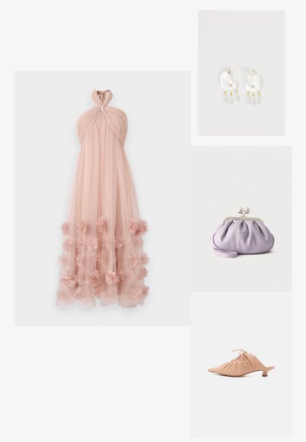 Draped halter-neck jurk van zachte roze tule, met gelaagde bloemenapplicaties aan de zoom, wat zorgt voor een delicate, gestructureerde uitstraling.; Beige leren damesmuiltje met puntige neus, geplooide bovenzijde, trekkoord en lage kittenheel, afgebeeld op witte achtergrond.; Zachte lavendelkleurige clutch met geplooide stof, zilveren kiss-lock sluiting en bijpassend polsbandje op een effen lichte achtergrond.; Duidelijke hars oorbellen in schelpvorm met kleine gouden accenten en drie hangende doorschijnende druppelvormige bedels aan elk oorbel.
