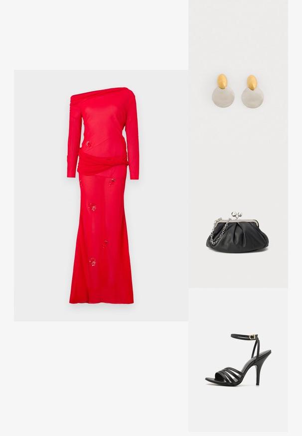 Rød langærmet kjole med off-the-shoulder design, draperet overdel og udsmykkede blomster mønstre på nederdelen. Glat stoftekstur.; Sort stiletto sandal med remme, en slank ankelrem, åben tå og en glat finish. Har en slank hæl og et tekstureret remdesign.; Sort læder clutch med samlet tekstur, sølvfarvet metalramme, kys-lås lukning og kædestrop. Glat, blød overflade.; Guld- og sølvmetalløreringe med en rund skivebund og et ovalt topstykke, glat tekstur og poleret finish.