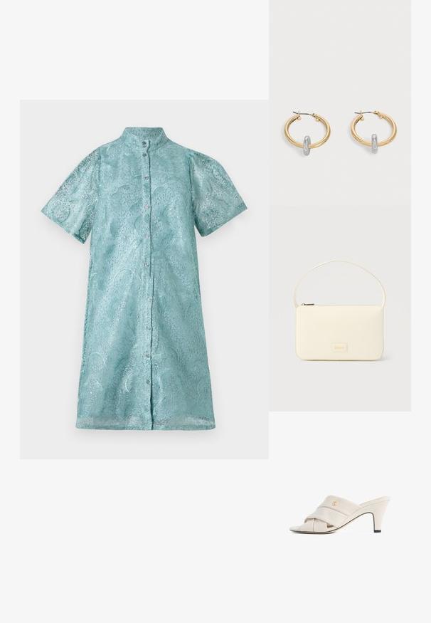 Kurzarm-Hemdblusenkleid aus schimmerndem hellblauen Stoff mit strukturiertem Muster, ausgestattet mit einem Stehkragen und einer Knopfleiste vorne.; Beige High-Heeled Mules mit verdrehtem Leder- Riemen-Design, offenen Zehen und geprägt logo Akzent. Die Ferse hat eine schwarze Spitze Detail.; Rechteckige Handtasche in Cremefarbe mit einem einzelnen Trageriemen und Reißverschluss oben, ausgestattet mit einer kleinen, geprägten Logoplakette vorne.; Paar goldfarbene Creolen mit kleinem silberfarbenem Schlaufen-Detail an jeder, vor hellem grauem Hintergrund präsentiert.
