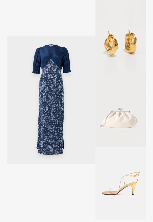 Vestido azul marino con escote en V, mangas abullonadas y un estampado de lunares blancos. Presenta un corsé ajustado y una falda larga con una abertura lateral.; Sandalia dorada de tacón alto con finas tiras y una hebilla delgada en el tobillo sobre un fondo gris claro.; Bolso de mano de tela color crema con diseño fruncido, marco metálico plateado, dos bolas decorativas y correa de cadena plateada.; Pendientes de aro grueso en oro con un diseño tubular ligeramente retorcido y cierre de presión, sobre un fondo blanco.