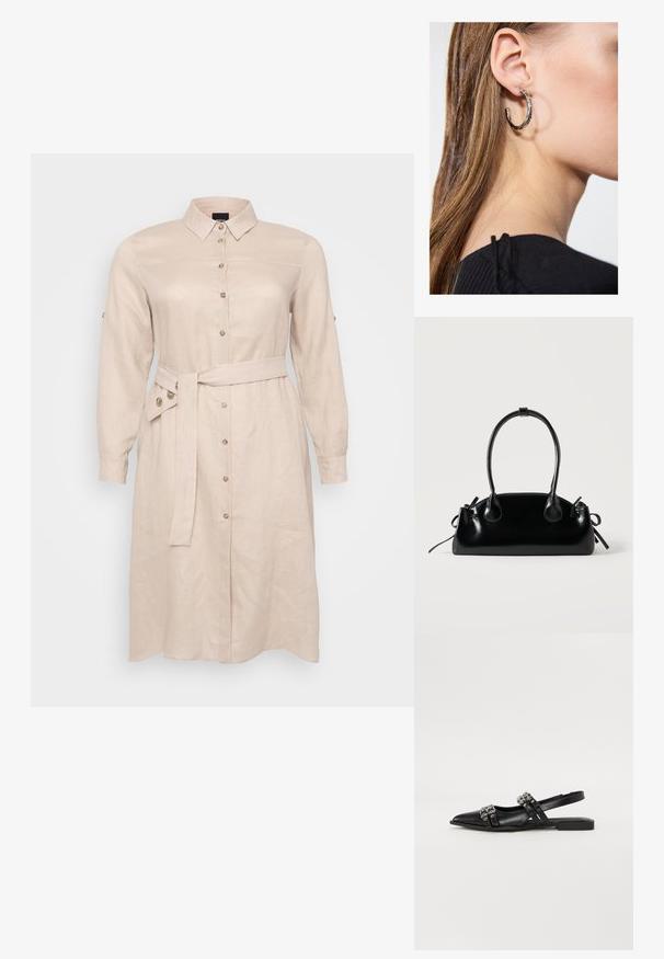 Lys beige skjortekjole lavet af linned, med krave, lange ærmer, frontlukning med knapper og et bundet bælte i taljen.; Even&Odd Slingback-ballerinasko - black; Lille sort blank håndtaske med to lange håndtag og snøre-detaljer i siden på en ensfarvet lys baggrund.; Sølv hoop ørestik med en poleret overflade, prydet med små guld accenter og en rund form, båret på øreflippen.