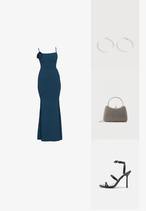 Robe bleu marine longue jusqu'au sol sans manches avec fines bretelles et détail d'une fleur en tissu sur l'épaule gauche, silhouette ajustée.; Sandales à talons hauts en cuir verni noir avec trois sangles horizontales et une sangle de cheville ajustable. Silhouette élégante et finition brillante.; Petit sac à main avec motif à carreaux argenté, poignée incurvée, grande fermeture à perle et une fine bandoulière en chaîne argentée sur un fond uni.; Paire de boucles d'oreilles créoles argentées brillantes avec fermoirs en fil fin, présentée sur un fond gris clair.