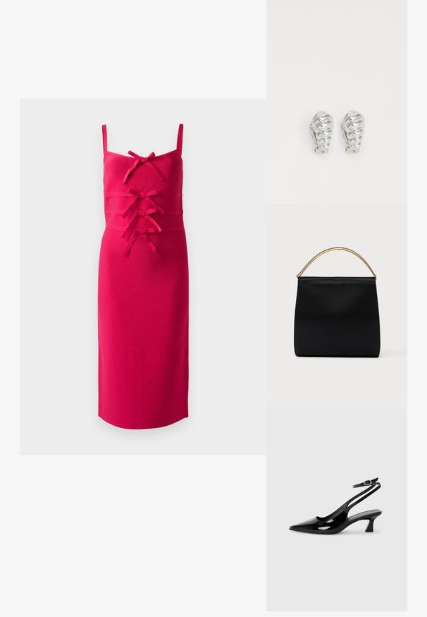 Vestido ajustado sin mangas de tela rosa brillante. Presenta una superficie texturizada y lazos decorativos en la parte delantera. Ribete recto.; Zapatos de tacón de charol negro con punta afilada, tacón bajo tipo bloque y correa ajustable en el tobillo con un hebilla dorada.; Bolso negro de tela suave, con forma estructurada, asa de cadena dorada y diseño geométrico minimalista.; Pendientes de clip plateados con un diseño en espiral, que presentan una textura metálica suave y formas redondeadas. Sin adornos ni patrones visibles.