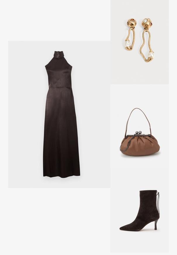 Robe noire sans manches à col montant en satin lisse. Modèle longueur au sol avec un corsage ajusté et une jupe fluide. Détails minimalistes.; Bottine noire en daim avec bout pointu, talon moyen fin et fermeture éclair avec cordon à l'arrière.; Sac à main en cuir marron avec un design plissé, une courte poignée en cuir et une bandoulière en chaîne. Présente un fermoir en métal argenté avec deux accents ronds.; Boucles d'oreilles en ton doré avec des formes ouvertes irrégulières, chacune ornée d'une perle en bas et de détails en pierres précieuses sur les clous ronds.