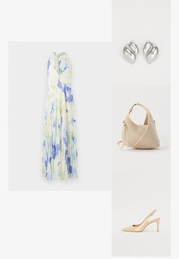 Plisseret halterneck kjole med et blomsterprint i blå og grønne nuancer på et let, lysegult stof.; Nude patenteret læder slingback hæl med spidse tæer, åben vamp og en tynd stiletto hæl. Har et cirkulært guldfarvet element på remmen.; Beige halvmåneformet håndtaske med blandede stofteksturer, kort håndtag og aftagelig skulderrem, sat mod en lys baggrund.; Sølvøreringe med en organisk, abstrakt form. Glat, skinnende overflade med et tilspidset design. Har subtile kurver og en centrallinje detalje.