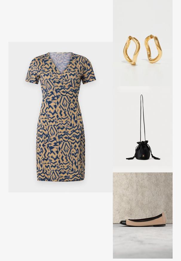 Korte mouwen jurk in beige met een blauw abstract patroon, met een V-hals en een aansluitende taille. Gemaakt van lichtgewicht stof.; Beige platte schoen met een zwarte neuskap en afwerking, zwevend boven een crème tapijt in een kamer met amberkleurige meubels.; Zwarte bucketbag met trekkoord, lange dunne band en klein goudkleurig vierkant logo aan de voorkant, weergegeven tegen een eenvoudige achtergrond.; Gouden ovale oorbellen met een gebogen, onregelmatige vorm en een gladde, gepolijste textuur. Geen zichtbare hardware of accenten.
