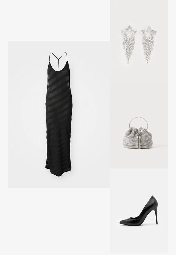 Vestido maxi negro con escote en V y tirantes finos. Confeccionado en tela transparente con rayas horizontales de opacidad variable. Abertura en la parte inferior.; Zapato de tacón alto de cuero negro con punta afilada y textura suave. Presenta un tacón stiletto delgado y un diseño de escote bajo.; Pequeño bolso de noche plateado cubierto de brillantes pedrería con un asa metálica redonda y dos borlas decorativas en la parte delantera.; Pendientes en forma de estrella con strass y detalles de flecos en cascada, con un tono plateado y una superficie brillante y reflectante. Forma de estrella con un diseño intrincado.