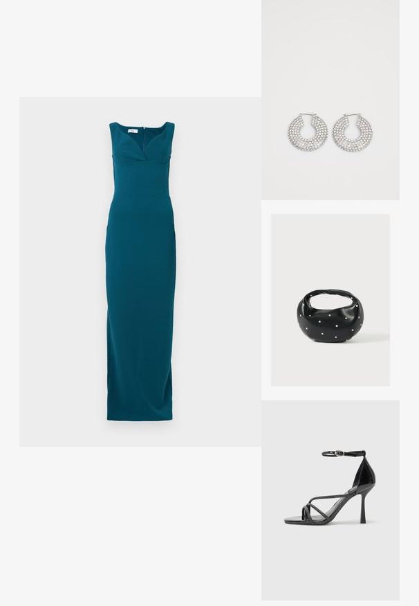 Robe teal long jusqu'au sol avec une silhouette ajustée, décolleté profond et bretelles larges ; tissu lisse avec une fermeture éclair au dos.; Sandale à talons hauts en cuir verni noir avec une sangle autour de la cheville, présentant des brides croisées et un élégant bout pointu.; Sac à main en cuir noir de forme arrondie, décoré de clous argentés et équipé d'une poignée courte. Texture lisse et fermeture éclair.; Boucles d'oreilles en argent en forme de créoles ornées de multiples embellissements en cristal transparent, présentant une surface texturée et un design circulaire ouvert.