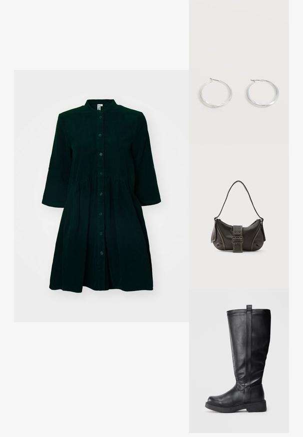 Donkergroene corduroy jurk met een knoopsluiting aan de voorkant, een mandarinkraag, driekwartmouwen en een geplooide taille voor extra detail.; Zwarte kniehoge laarzen van glad leer met een ronde neus, platte zool en een verticale naaddetail langs de zijkant.; Zwarte leren schoudertas met gespsluiting aan de riem, afgeronde hoeken en contrasterende witte stiksels op een effen achtergrond.; Zilverkleurige metalen creolen oorbellen met een glad, licht gebogen oppervlak en sluitingen met haaksluiting op een effen witte achtergrond.