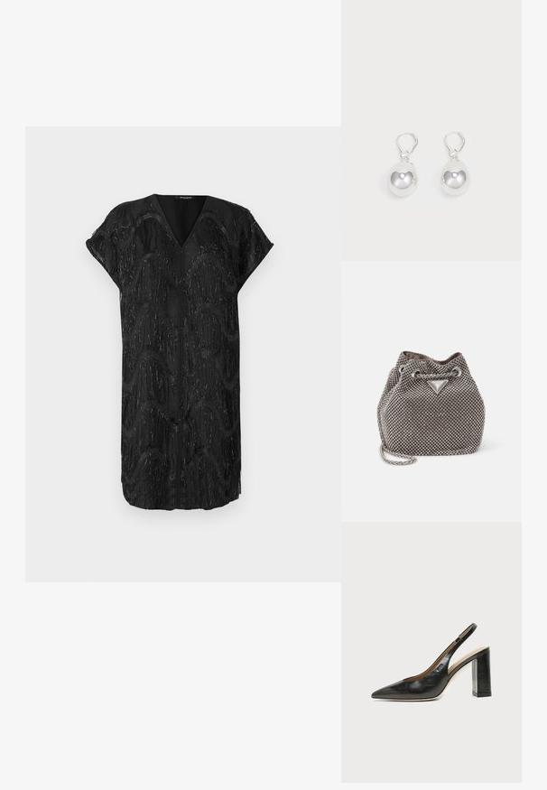 Robe noire avec un décolleté en V et des manches courtes, présentant un design texturé de franges verticales miroitantes dans des motifs ondulés.; Chaussure slingback en cuir noir à bout pointu avec un talon bloc haut et une doublure intérieure beige sur un fond clair uni.; Sac seau gris métallique orné de strass, avec une fermeture à cordon et une chaîne en argent. Présente une plaque avec le logo à l'avant.; Boucles d'oreilles en argent en forme de goutte avec des surfaces lisses, rondes et réfléchissantes, suspendues à des fermoirs à ressort. L'arrière-plan est blanc uni.