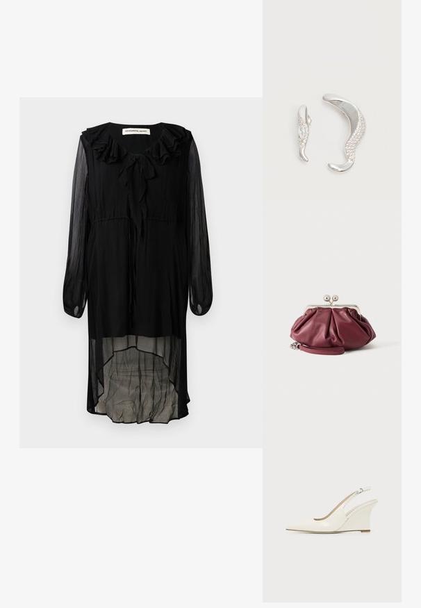 Zwarte chiffon jurk met een gerimpelde halslijn, lange mouwen en een hoge-laag zoom. Bevat een strik bij de hals en een vloeiende, doorschijnende textuur.; Witte lakleren slingback sleehakschoen met puntige neus en verstelbare gesp op effen achtergrond.; Kleine bordeauxrode leren clutch met zilveren metalen gesp en polsriem op een witte achtergrond.; Twee gebogen zilveren oorbellen, de één groter dan de ander, beide versierd met kleine fonkelende kristallen langs één rand.