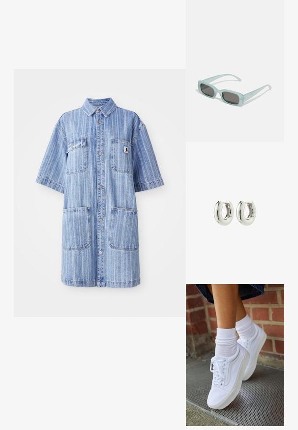 Denim shirtjurk in lichtblauw met verticale strepen, korte mouwen, twee borstzakken en een klein logo-opdruk. Knopsluiting aan de voorkant.; Witte canvas sneakers met rubberen zolen, voorzien van zes vetertjes, een ronde neus en lichte stikdetails, gecombineerd met witte enkelsokken.; Een paar rechthoekige zonnebrillen met lichtblauwe doorzichtige monturen en donkergrijze glazen, met rechte pootjes en minimale hardwaredetails.; Zilveren creolen met een glad, afgerond ontwerp en een glanzende afwerking. Voorzien van een eenvoudige scharnier sluiting voor gemakkelijk dragen.