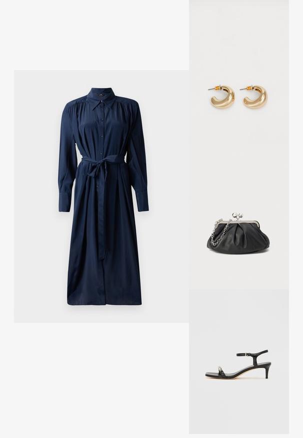 Marineblaues Hemdkleid mit langen Ärmeln, gerafften Schultern, einem Taillengürtel und einem schwingenden Rock. Hergestellt aus glattem Stoff mit einer weichen Textur.; Schwarze Leder-Sandale mit Absatz und Knöchelriemen, offenem Zehenbereich, quadratischer Vorderseite und silbernen Metallakzenten. Eng anliegendes Design mit schlanker Silhouette.; Schwarze Leder-Clutch mit geraffter Textur, silberfarbener Metallrahmen, Druckverschluss und Kettenriemen. Glatte, weiche Oberfläche.; Zwei glänzende goldene Creolen in einem geschwungenen Design mit orangefarbenen Akzenten nahe dem Stecker, vor einem schlichten weißen Hintergrund.