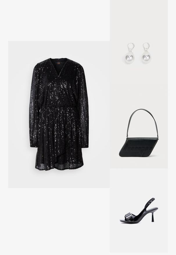 Vestido negro de lentejuelas con escote en V, mangas largas y cintura fruncida. Cae suelto con un dobladillo ligeramente acampanado y superficie texturizada.; Sandalia de tacón alto de salón con correa trasera en charol negro y detalle de hebilla plateada en la tira frontal sobre un fondo blanco liso.; Bolso de hombro de cuero negro con forma triangular, logo en relieve y una sola correa ajustable. Diseño minimalista con textura suave.; Pendientes de plata en forma de gota con superficies redondas y reflectantes colgando de cierres de palanca. El fondo es blanco liso.