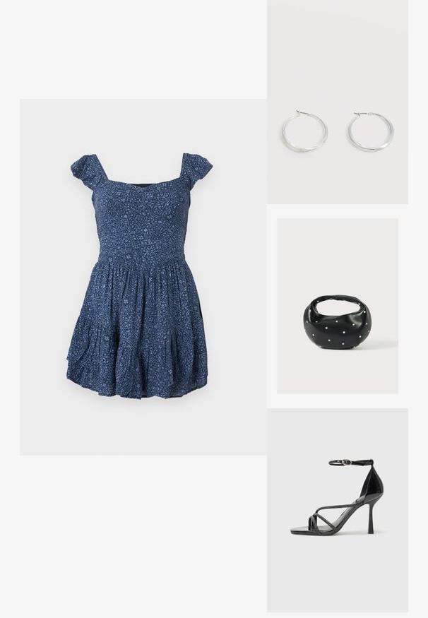Vestido azul marino con tela estampada, escote cuadrado y mangas cortas abullonadas. Falda acampanada con detalles fruncidos.; Sándalo de charol negro con tacón alto y correa en el tobillo, que presenta tiras entrelazadas y una puntera afilada y elegante.; Bolso de mano de cuero negro con forma redondeada, decorado con detalles de tachuelas plateadas y un asa corta. Textura lisa y cierre con cremallera.; Pendientes de aro de metal plateado con superficie lisa y ligeramente curvada y cierre de tipo mosquetón sobre un fondo blanco liso.