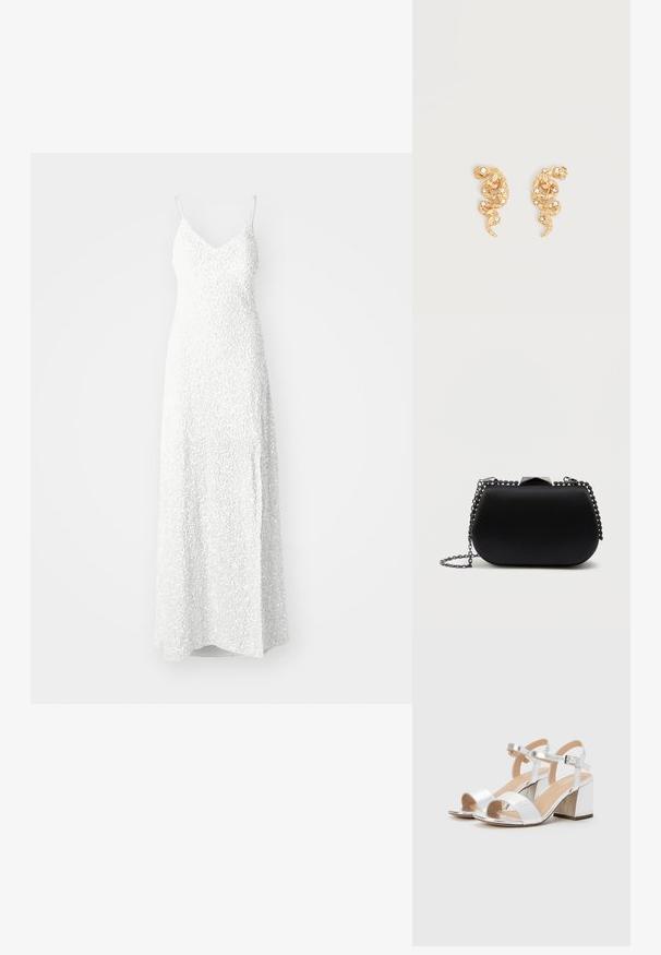 YAS YASMIRA STRAP TRAIN DRESS CELEB - Iltapuku - gardenia; Hopeat korkokengät avonaisilla varpailla, joissa on kaksi leveää remmiä ja pyöristetty tukikorko. Silkkinen pinta metallinhohtoisena.; Musta käsilaukku, jossa on sileä, mattapinta, pyöreä muoto ja hopeinen ketjuhihna. Ylhäällä on geometrinen lukko-osa.; Kultaisen väriset käärmemuotoiset korvakorut, joissa on pieniä kirkkaanvärisiä kristalleja, yksinkertaista vaaleaa taustaa vasten.
