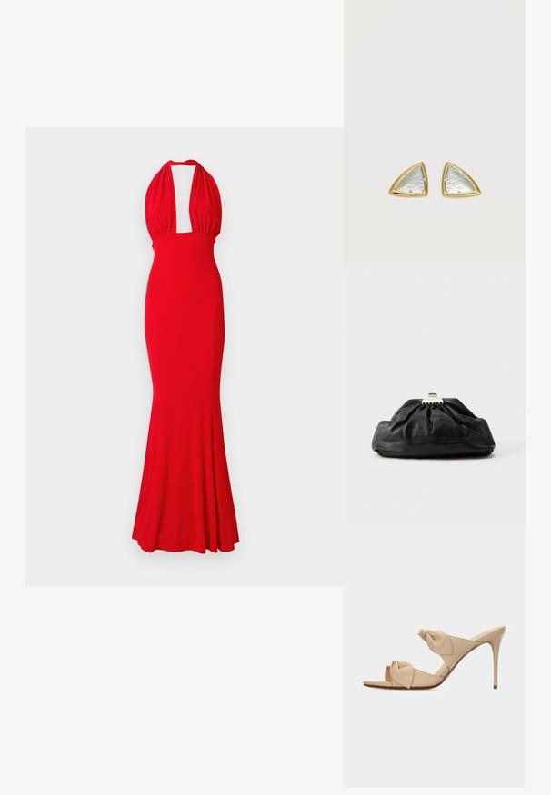 Robe halter rouge en tissu ajusté, avec un décolleté plongeant et un ourlet évasé. Texture lisse sans motifs ni embellissements visibles.; Mule beige à talon haut ouvert à l'avant avec deux brides nouées torsadées et un talon aiguille fin sur fond blanc.; Pochette en cuir noir avec une texture plissée, fermeture à fermoir métallique, et logo embossé discret sur le devant. Forme arrondie.; Paire de boucles d'oreilles clous triangulaires avec centres en argent martelé et bords lisses en or sur un fond clair uni.
