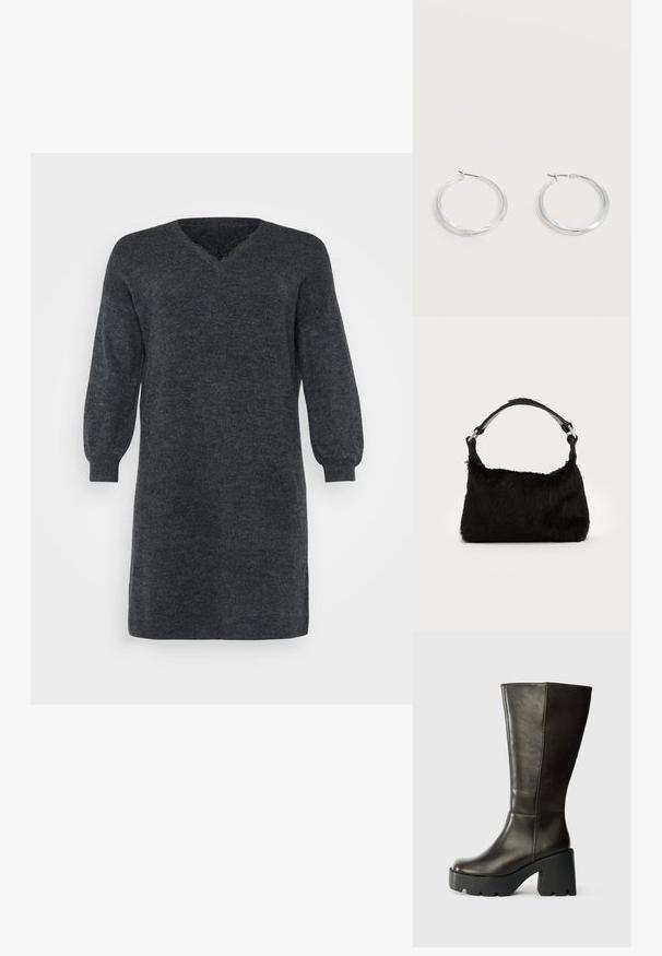 Dunkelgraues gestricktes Kleid mit V-Ausschnitt und langen Puffärmeln, versehen mit gerippten Bündchen und Saum. Strukturiertes Stoffdetail.; Schwarze Lederkniehohe Stiefel mit abgerundetem Zeh, dickem schwarzen Plateau und Blockabsatz. Sie verfügen über eine glatte Textur und minimale Nähdetails.; Schwarze Kunstfell-Handtasche mit weicher Textur, runder Form und einem stabilen schwarzen Leder-Schulterriemen. Sichtbare silberne Hardware-Akzente.; Silberne Metallcreolen mit glatter, leicht gebogener Oberfläche und Klappverschluss vor schlicht weißem Hintergrund.