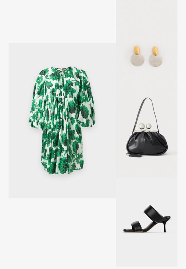 Groene bloemenjurk met pofmouwen, voorzien van een geplooide halslijn en textuurstof, versierd met donker en lichtgroene bladeren op een witte achtergrond.; Zwarte leren mule sandaal met twee brede banden en een slanke, middelhoog stilettohak op een effen lichte achtergrond.; Zwarte leren handtas met een geplooid ontwerp, een enkele schouderband, zilverkleurige metalen omlijsting en twee grote ronde zilveren sluitingen.; Gouden en zilveren metalen oorbellen met een ronde schijfbasis en een ovale bovenstuk, gladde textuur en gepolijste afwerking.