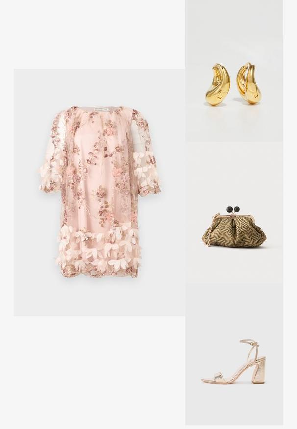 Robe légère rose clair avec applications florales 3D, fleurs brodées et ourlet festonné, manches mi-longues et encolure ronde.; La sandale à talons hauts en métal doré présente une large lanière sur les orteils, une lanière de cheville réglable et un talon en block texturé.; Petite pochette avec motif géométrique doré et noir, cadre en métal doré, fermeture à boule noire et une courte chaîne dorée.; Boucles d'oreilles en or en forme de d'anneaux lisses et courbés avec une finition polie. Équipées d'un mécanisme de fermeture et de légères indentations pour le détail.