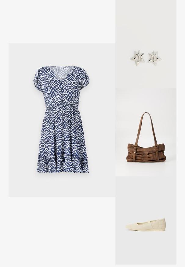 Vestido azul e branco com padrão, apresentando um decote em V, mangas curtas bufantes, cintura elástica e uma barra em camadas com babados. Feito de tecido leve.; Sapatilhas de ballet bege com um exterior em couro liso, bico em forma de amêndoa e tira elástica sobre o peito do pé, apresentando detalhes de costura subtil.; Even&Odd Mala de mão - brown; Brincos de argola em prata em forma de estrela com acabamento liso e polido sobre um fundo branco simples.
