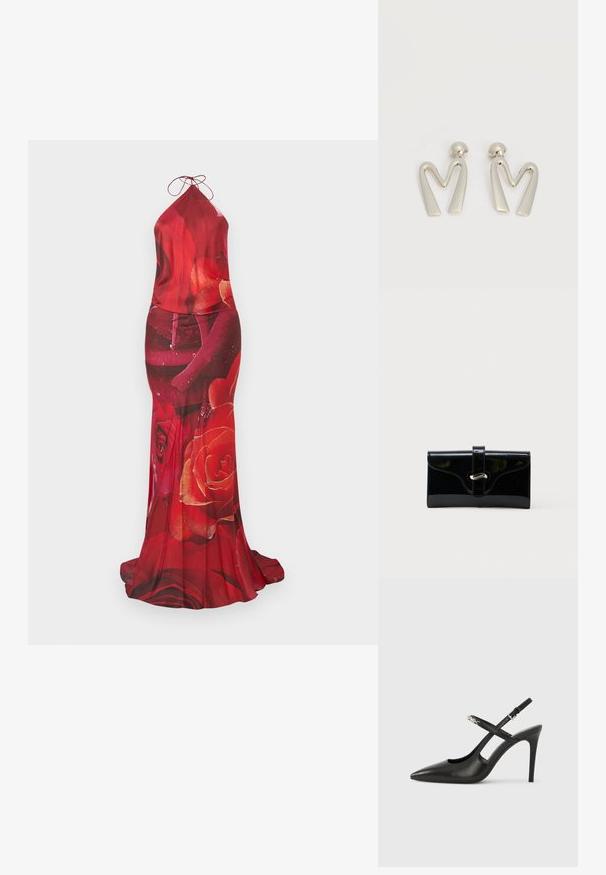 Rotes Halterkleid mit Rosenmuster, glattem Stoff, figurbetontem Schnitt und fließendem Rock. Bindeband im Nacken, mit glänzender Textur.; Schwarze Slingback-Pumps aus Leder mit spitz zulaufender Spitze, Cut-Out-Design und verstellbarem Riemen mit metallischem Beschlag.; Schwarze glänzende rechteckige Brieftasche mit einem vorderen Riemen und silberner Metallverschluss, vor einem schlichten weißen Hintergrund.; Paar silberfarbene Metallohrringe in Form des kantigen Buchstabens M mit abgerundeten Stegen auf weißem Hintergrund.