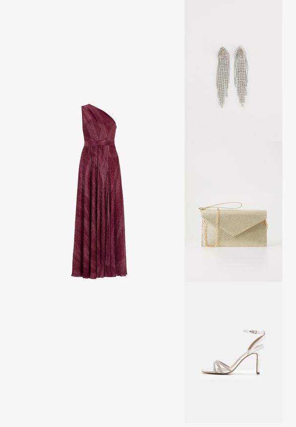 Robe bordeaux à une épaule en tissu texturé, avec une taille ajustée et une jupe fluide, présentant des plis et un drapé élégant.; Sandale argentée à talons hauts avec plusieurs brides ornées de strass, design ouvert à l'avant et boucle à la cheville. Fini métallique lisse.; Pochette en maille dorée avec un rabat triangulaire, une bandoulière en chaîne et une finition lisse. Forme rectangulaire compacte avec un léger éclat.; Boucles d'oreilles en argent présentant un design en cascade avec plusieurs rangées de strass scintillants, des pointes effilées et de délicates nuances de chaîne.