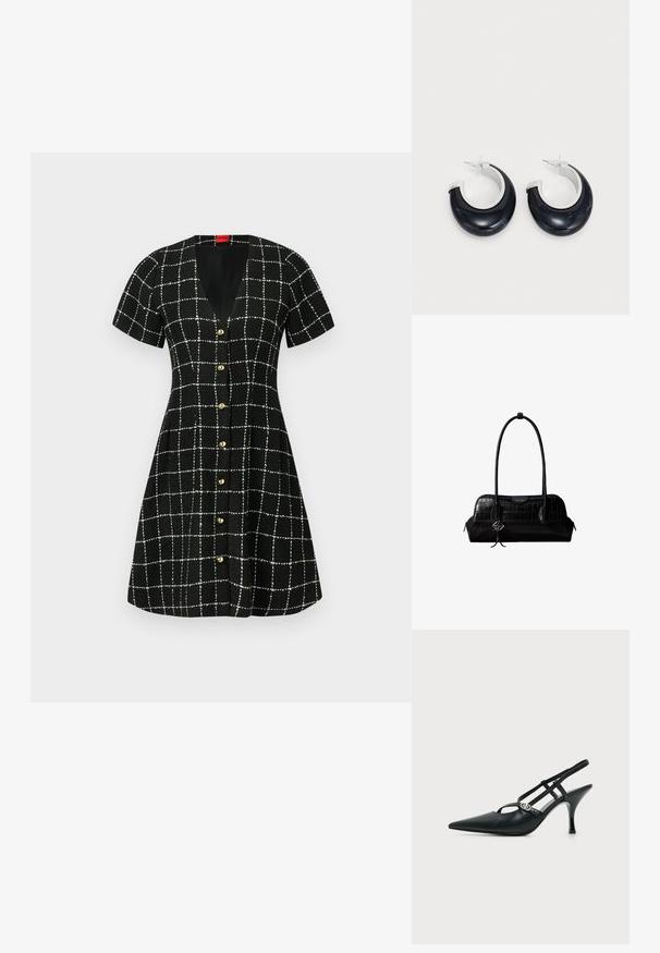 Robe noire à manches courtes, décolleté en V et boutons sur le devant. Présente un motif à carreaux blancs et une jupe évasée. Tissu texturé.; Escarpin slingback en cuir noir à bout pointu avec fines brides et une petite boucle décorative argentée sur le côté.; Sac à épaule en cuir noir à texture crocodile, avec de longues sangles et un petit charm logo argenté sur une sangle.; Boucles d'oreilles en résine noire avec une finition brillante et des accents en métal argenté. Forme circulaire avec une découpe et une fermeture à tige.