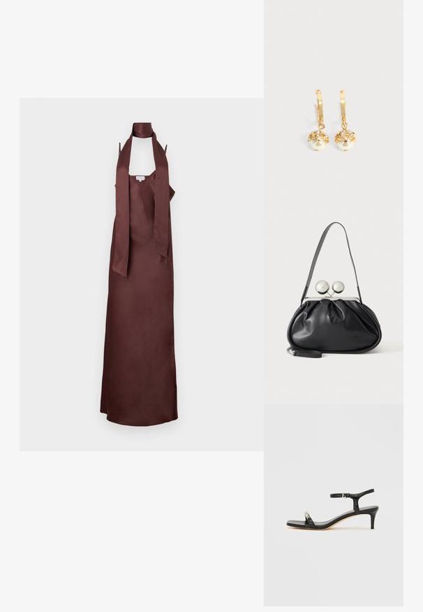 Langes, ärmelloses Kleid aus einem tiefburgunderfarbenen Satin mit einem Neckholder-Ausschnitt und herabhängenden Stoffakzenten, das eine gerade Silhouette aufweist.; Schwarze Leder-Sandale mit Absatz und Knöchelriemen, offenem Zehenbereich, quadratischer Vorderseite und silbernen Metallakzenten. Eng anliegendes Design mit schlanker Silhouette.; Schwarze Ledertasche mit gerafftem Design, einem einzelnen Riemen, silbernem Metallrahmen und zwei großen runden silbernen Verschlüssen.; Goldene Creolen mit hängenden weißen Perlen, die in Gold gefasst sind, und kleinen klaren Kristallen auf einem schlichten hellen Hintergrund.