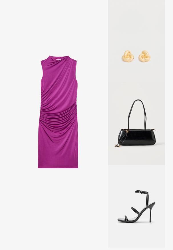 Robe sans manches, de couleur violette, avec des détails en tissu froncé sur un côté, présentant une texture lisse et une coupe au niveau des genoux.; Sandales à talons hauts en cuir verni noir avec trois sangles horizontales et une sangle de cheville ajustable. Silhouette élégante et finition brillante.; Sac à main rectangulaire noir avec deux longues bandoulières, détail anneau doré et fermeture éclair sur un fond clair uni.; Paire de clous d'oreilles en forme de nœud, couleur or brillant, sur un fond blanc uni.