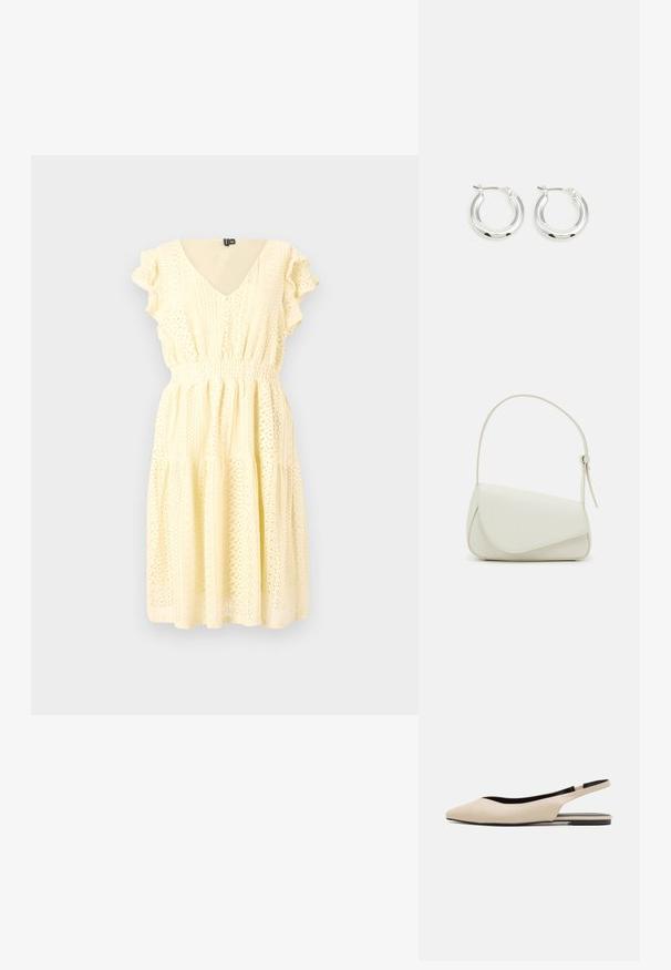 Kortærmet gul kjole med v-udskæring, teksturerede blomster mønstre, smocket talje og lagdelt nederdel. Letvægtigt stof med en flydende fald.; Beige læder slingback flade sko med spidse tæer, minimalisk design, glat tekstur og en lav sort sål.; Hvid taske i faux læder med en struktureret trekantet form, enkelt justerbart skulderstrop og en flaplås med kurver.; Sølv hoop-øreringe med en poleret finish, der har en cirkulær form og en hængslet lukning. Glat tekstur med minimal detaljering.