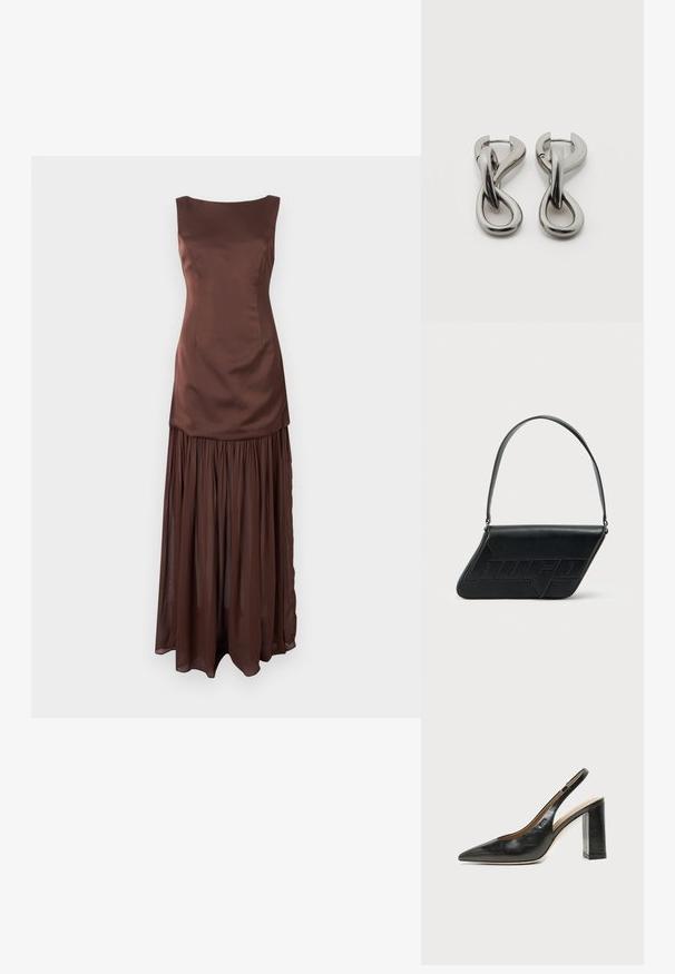 Braunes Satinkleid mit einem taillierten Oberteil und einem fließenden, gerafften Rock. Es hat einen Bootsausschnitt und einen weichen, strukturierten Stoff.; Schwarzer Leder-Slingback-Schuh mit spitzer Kappe, hohem Blockabsatz und beigegefüttertem Innenraum vor hellem, einfarbigem Hintergrund.; Schwarze Leder-Umhängetasche mit dreieckiger Form, geprägt mit Logo und einem einzigen verstellbaren Riemen. Minimalistisches Design mit glatter Textur.; Paar silberfarbene Metallohrringe mit abstraktem ineinandergreifendem Schlaufen-Design auf weißem Hintergrund.