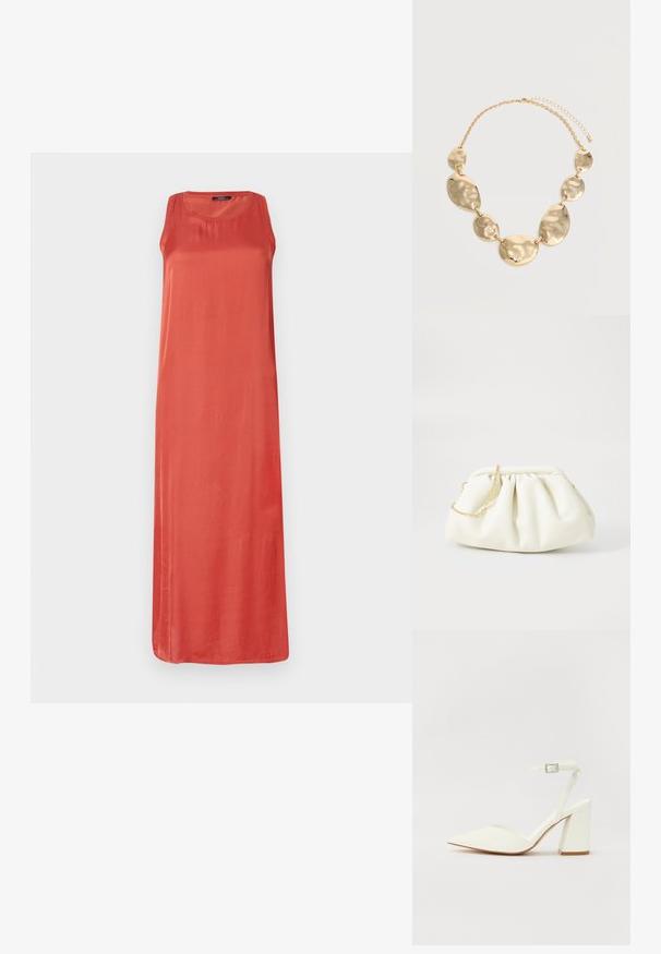 Robe longue sans manches de couleur corail unie. Fabriquée dans un tissu doux avec une coupe décontractée et un col rond. Pas de motifs ou d'accents notables.; Sandale blanche à talon avec un bout pointu, sangle de cheville réglable et un talon carré épais. Texture lisse avec des détails de couture minimaux.; Sac à main en cuir blanc avec un design plissé, doté d'une bandoulière en chaîne dorée et d'une forme arrondie. Texture lisse avec des plis doux et sans motifs.; Collier chaîne ton or avec six plaques métalliques ovales et rondes irrégulières martelées reliées ensemble et fermoir ajustable.