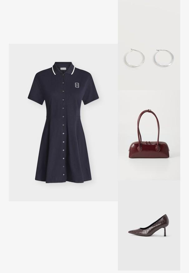 Robe polo bleu marine à manches courtes avec bordure blanche au col, fermeture à boutons sur le devant et petit logo blanc sur la partie supérieure gauche de la poitrine.; Escarpins à bout pointu en similicuir marron avec une texture crocodile, dotés d’un talon fin et angulaire ainsi que d’une doublure intérieure lisse.; Sac à main en cuir bordeaux avec une forme courbée, deux poignées, fermeture éclair et détails de couture subtils. Fini lisse et brillant.; Boucles d’oreilles créoles en métal argenté avec une surface lisse légèrement incurvée et des fermoirs à clapet sur un fond blanc uni.