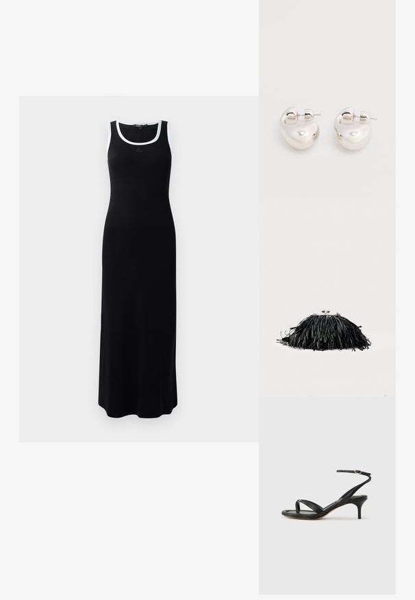 Zwarte geribbelde maxi-jurk met een ronde hals en witte biezen op de schouders. Heeft een getailleerd silhouet en een zachte textuur.; Zwarte leren dames sandaal met dunne bandjes, een teengreep, een enkelgesp en een stilettohak van gemiddelde hoogte op een neutrale achtergrond.; Zwarte clutch met franjes, zilveren sluiting en kettingbandje op een effen lichte achtergrond.; Een paar glanzende zilveren dikke creolen met post-sluitingen op een effen witte achtergrond.