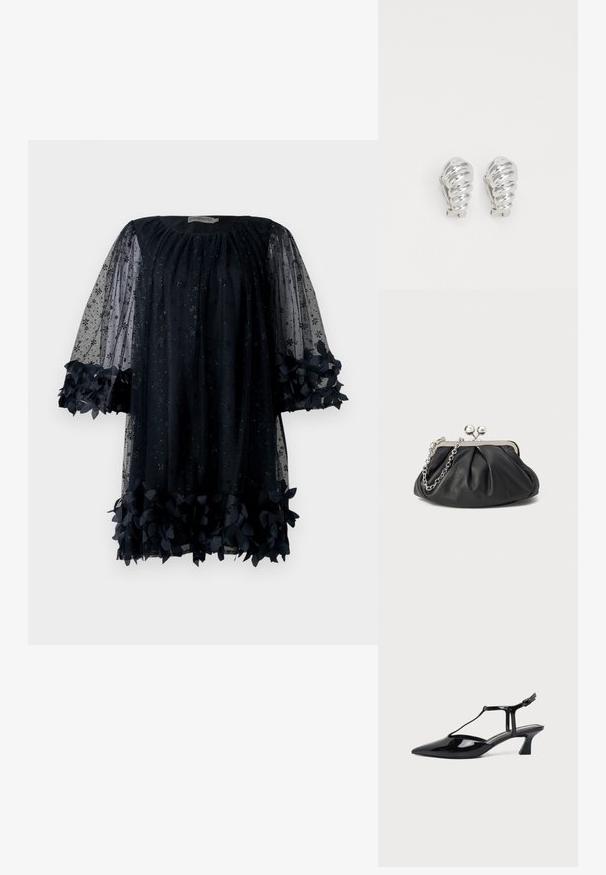Robe bleu marine en matériau transparent avec des motifs d'étoiles ; dotée de manches bouffantes élégantes et d'une bordure florale froncée à l'ourlet.; Chaussure slingback en cuir verni noir à bout pointu avec bride en T et petit talon bloc incliné sur fond blanc.; Porte-monnaie en cuir noir avec texture froncée, cadre en métal argenté, fermeture à verrouillage kiss-lock et bandoulière en chaîne. Surface lisse et douce.; Boucles d'oreilles en clip argentées avec un design en spirale, présentant une texture métallique lisse et des formes arrondies. Pas d'embellissements ou de motifs visibles.