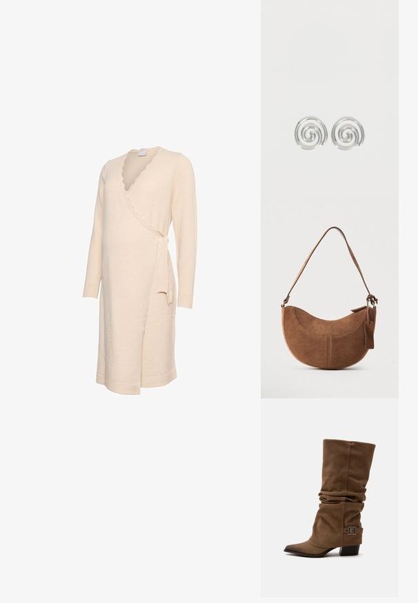Robe portefeuille couleur crème avec manches longues, encolure festonnée et fermeture à nouer sur le côté. Texture douce et longueur jusqu'au genou.; Botte marron ample mi-mollet à bout pointu, talon bas bloc et bride décorative à boucle près de la cheville sur fond blanc uni.; Sac à main en daim marron de forme courbée en demi-lune. Il est doté d'une bandoulière, d'une petite étiquette et de coutures visibles le long des bords.; Paire de boucles d'oreilles en forme d'anneau spirale en argent avec un design lisse et arrondi sur fond blanc uni.