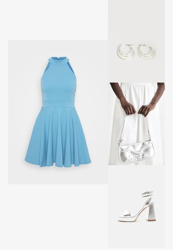 Vestido sin mangas de color azul claro con un escote alto, cuerpo ajustado y falda acampanada. Confeccionado con una tela suave y un diseño plisado.; Sandalia de tacón alto plateada metálica con tira en el tobillo, tacón de bloque y punta abierta sobre un fondo claro y liso.; Bolso metálico plateado con detalle de cordones, que presenta un diseño elegante y una correa corta. El bolso está sostenido con las manos, mostrando su textura.; Pendientes de aro de plata con tres bandas semicirculares superpuestas, una adornada con pequeños cristales transparentes sobre un fondo claro.