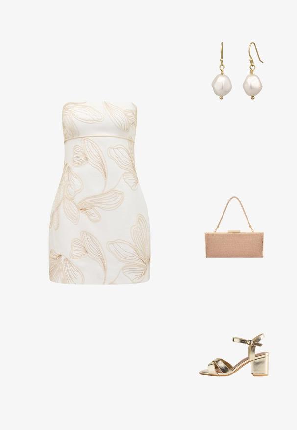 Strapless kjole i creme med præget blomsterdesign i lys beige. Tætsiddende design, glat tekstur, knælængde klip, og ingen synlige lukninger.; Guldmetallic sandal med remme, blokhæl og justerbar ankelrem, åben tå og krydsede frontremme.; Metallic rosaguld clutch-pung med en tekstureret mesh-yderside, hardware i guldfarve og en tynd, flettet skulderrem.; Guldtonede øreringe med ujævnt formede hvide perler med en glat overflade, fastgjort med en wire-krog.